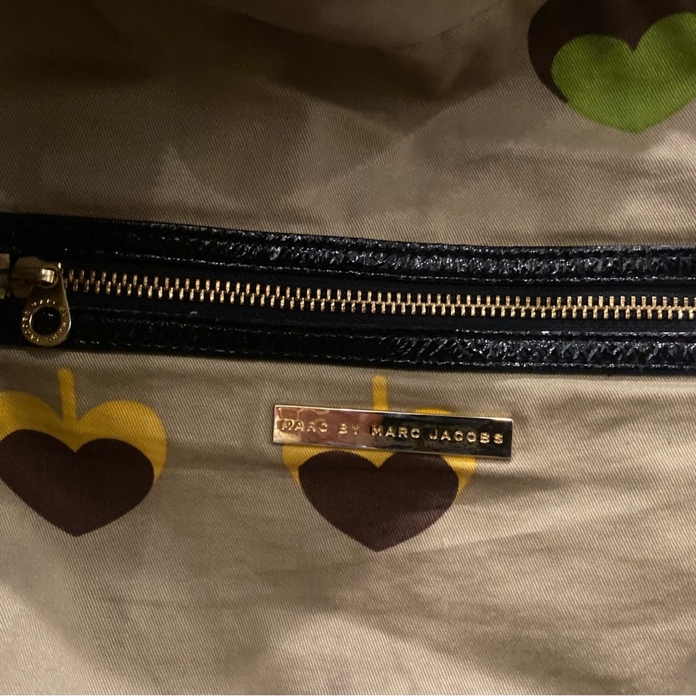 MARC JACOBS OVERSIZED WEEKENDER TOTE - Picture 5 of 8